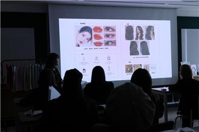 美容培训性价比高的品牌分享，化妆培训选择哪家好来探讨