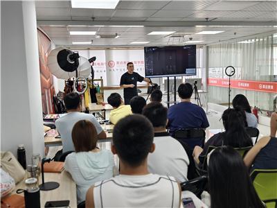 育达教育电商学院，知名的运营推广培训学院，助你快速掌握电商技能